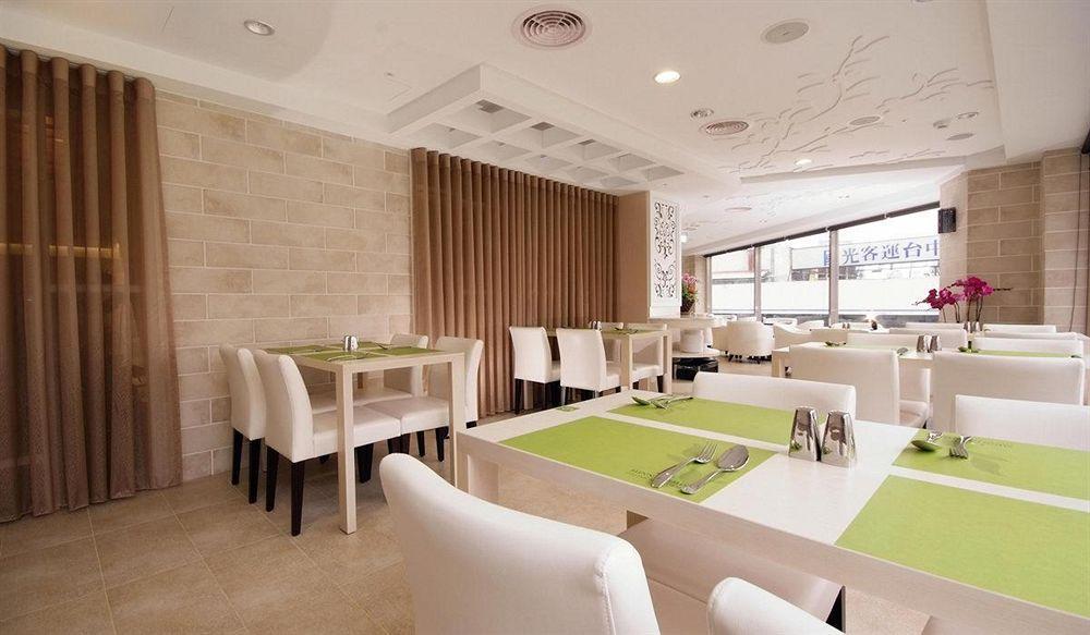 Hotel Leisure 台中輕行旅 Buitenkant foto