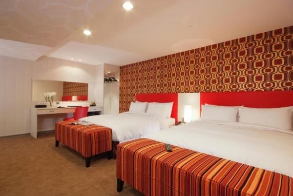 Hotel Leisure 台中輕行旅 Buitenkant foto