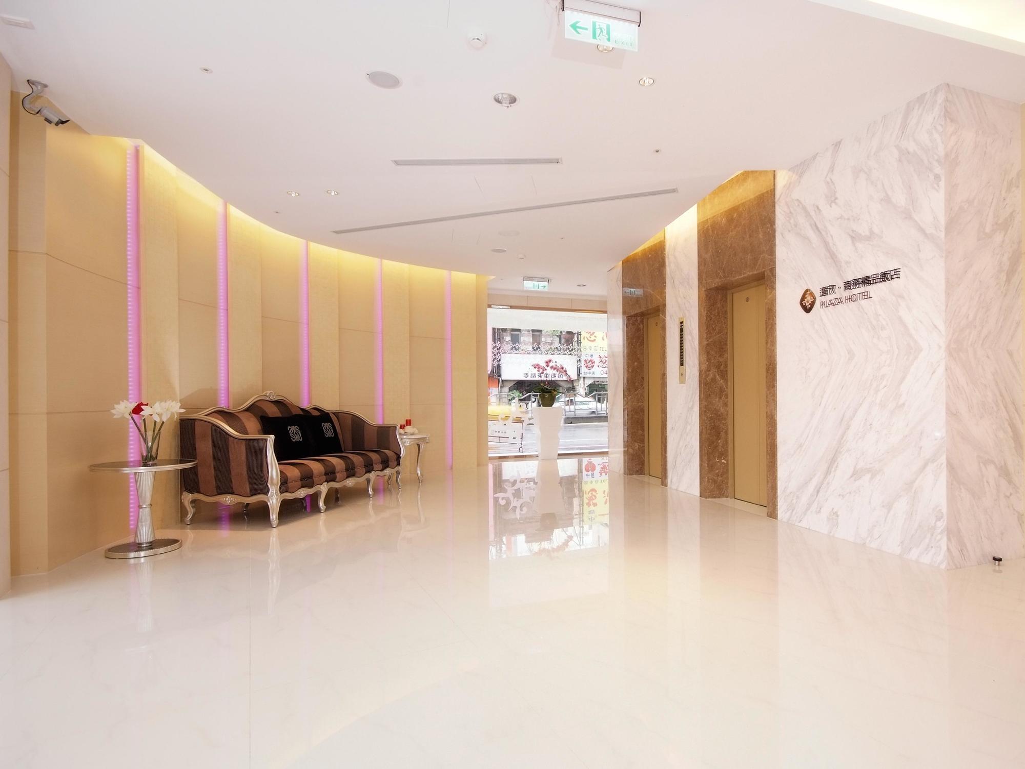 Hotel Leisure 台中輕行旅 Buitenkant foto